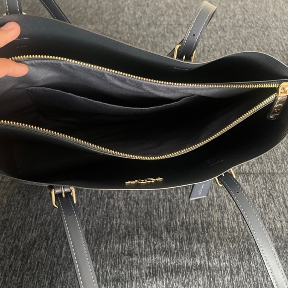 Coach Signature Cherry Mollie Tote - Dark Blue and Pink - Picture 3 of 7